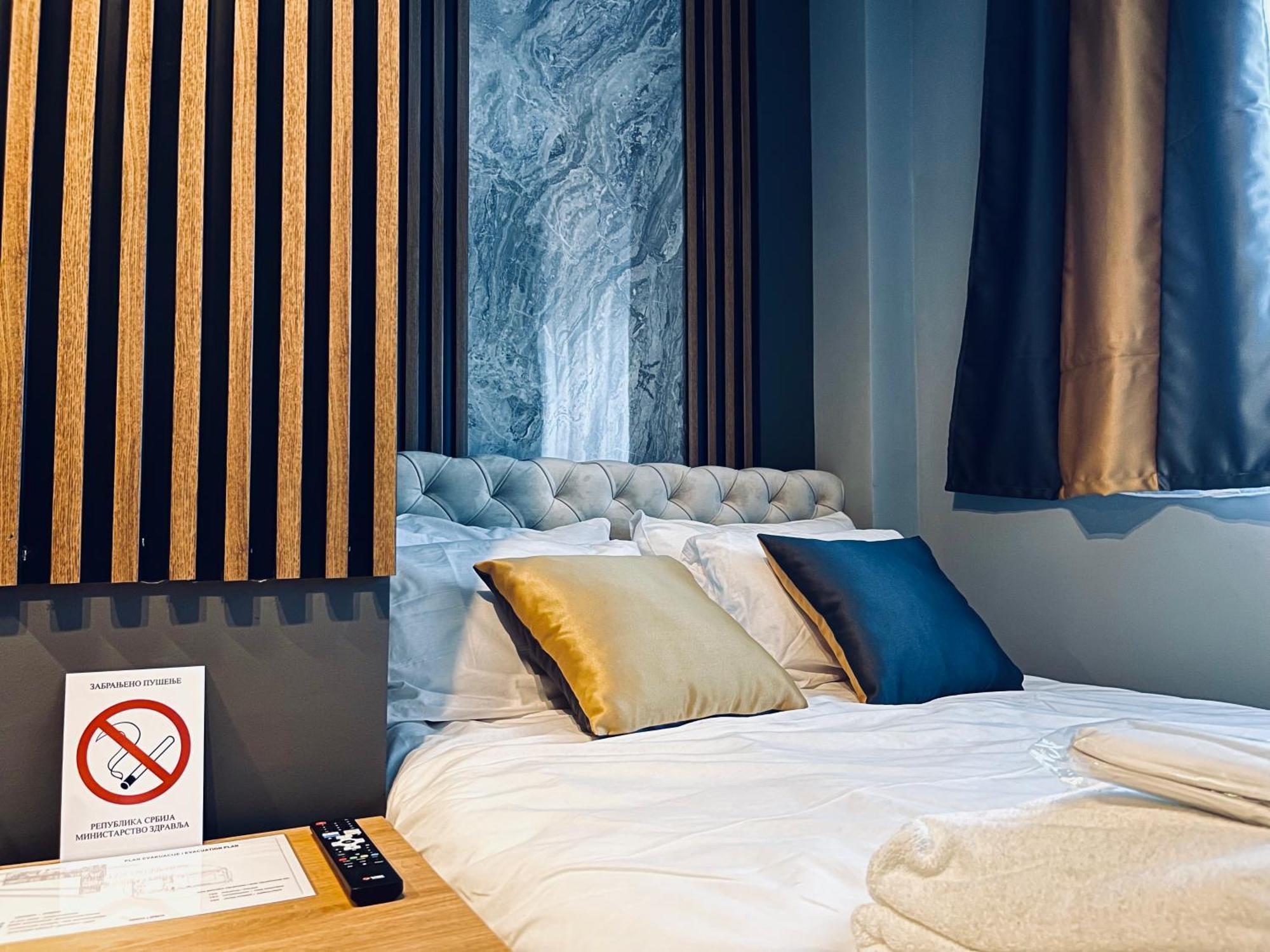 Mozaik Apartments & Spa - Modern 4-Star Apartments With Exclusive Private Spa Wellness In The City Center - Sauna, Jacuzzi, Turkish Bath - Free Parking, Wi-Fi - Rooms & Apartments Ćuprija Exteriör bild